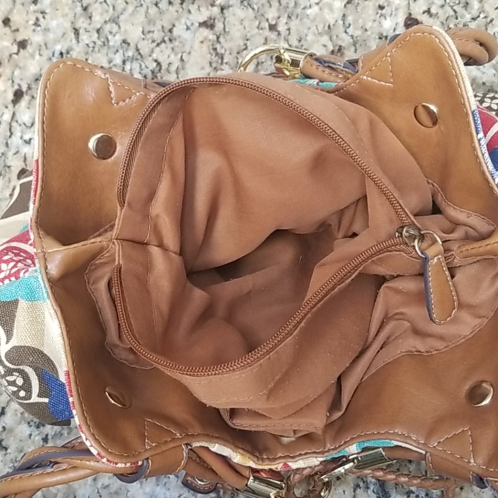 Flower Pattern Purse - Picture 6 of 16